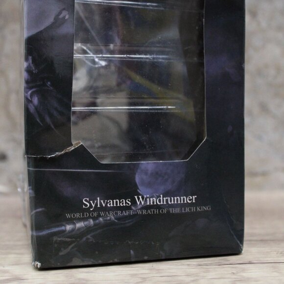 World of Warcraft Sylvanas Windrunner Fall Of The Lich King Figurine NEW - Picture 4 of 9